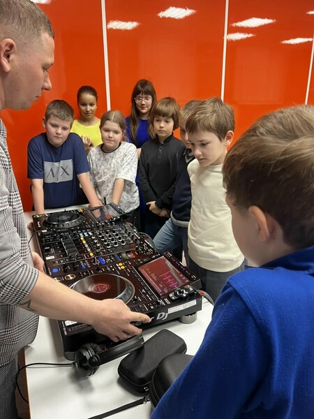 Школа креативных индустрий